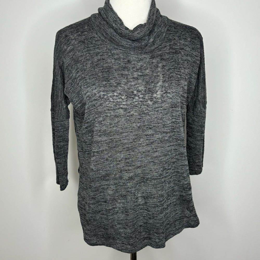 5/$25💜 Ginger G- Heather Grey Lightweight Turtle Neck